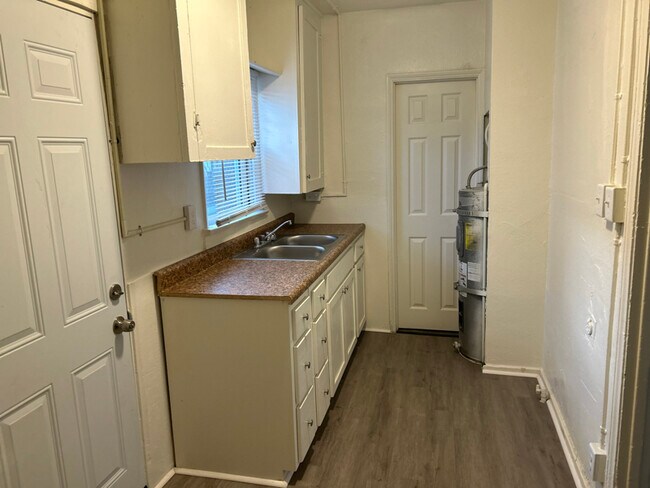 Photo - 217 W Lancaster Blvd Unit 217