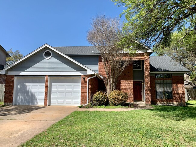 Building Photo - Modern Comfort Meets Classic Charm in This... Rental