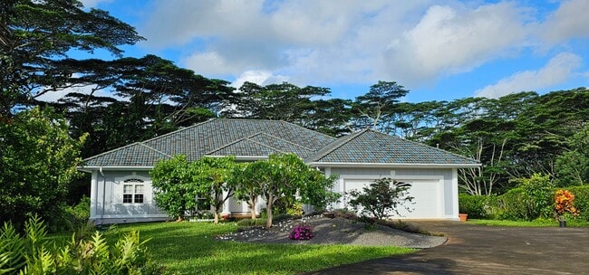 Photo - 4 Bedroom 3 Bath Home in Waioli Gardens
