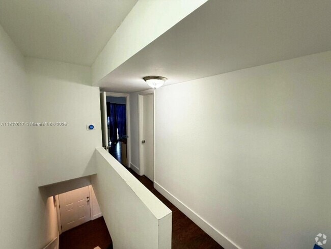 Building Photo - 231 NW 109th Ave Unit 209 Rental