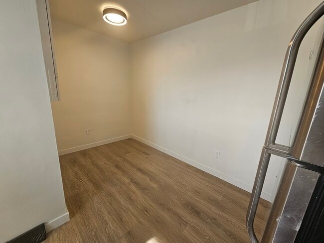 Photo - 19 Wellington St Unité D