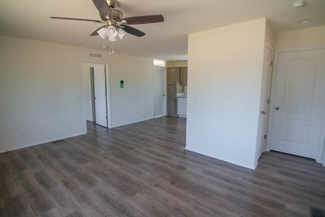Photo - Manufactured Home for Rent in Paradise CA | 2 Bed, Newer Build, Cat Friendly