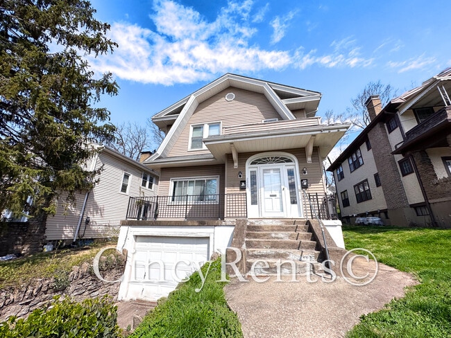 Building Photo - 2260 Buxton Ave Unit 1 Rental