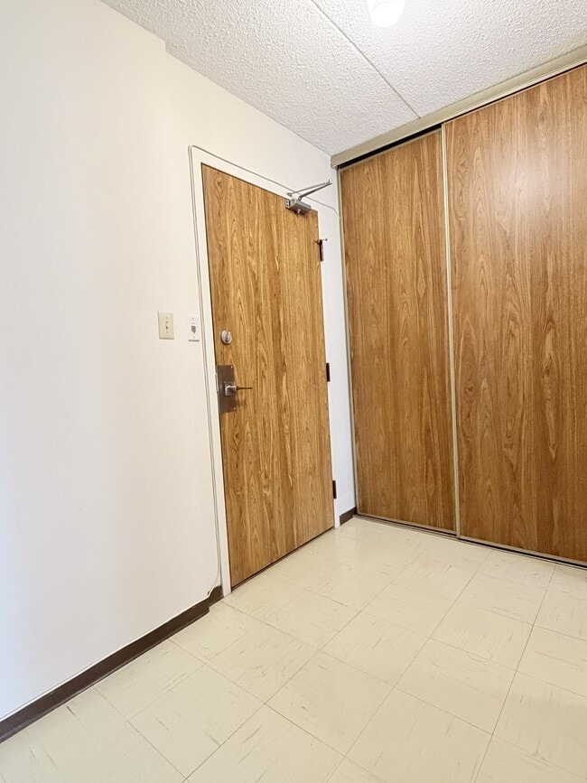 Photo - 1653 Ouellette Ave Unité 907