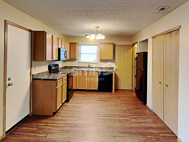 Photo - 7754 Jefferson Run