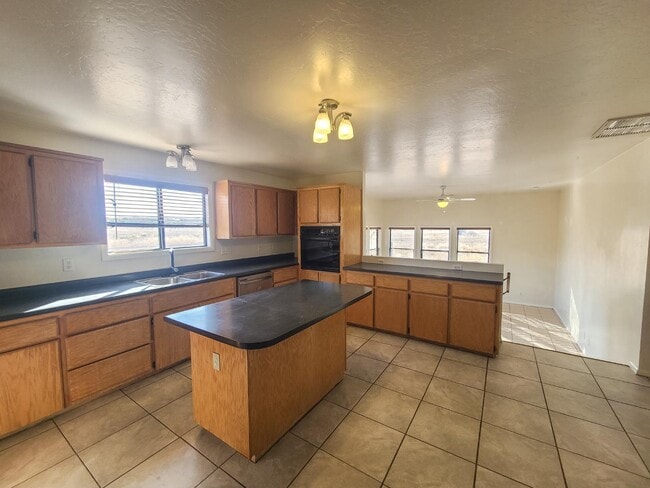 Photo - 13210 Townsend-Winona Rd