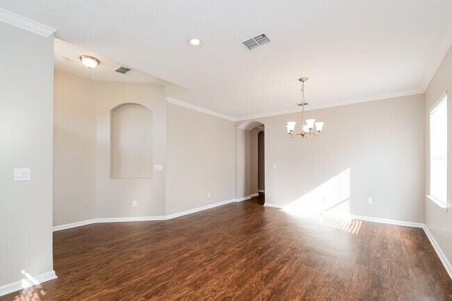 Photo - 3092 Litchfield Dr