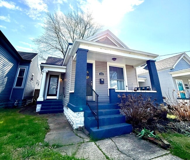 Building Photo - GERMANTOWN 2-BED 2-BATH FENCED YARD