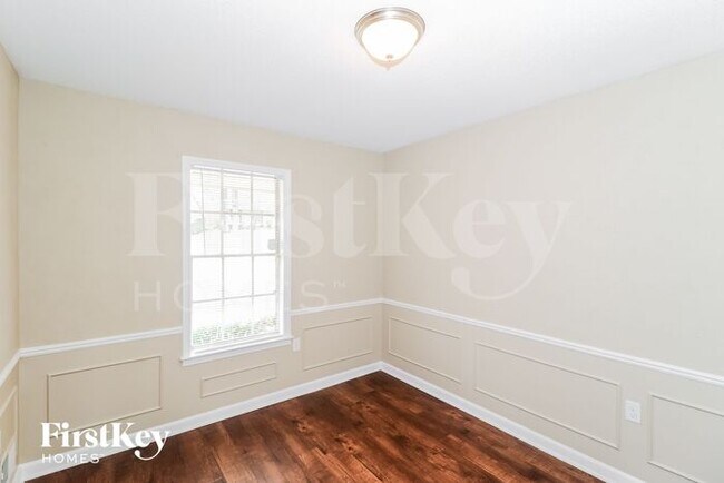 Photo - 5373 Banbury Ave