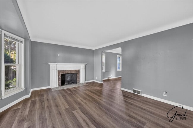 Photo - 17400 Huntington Rd