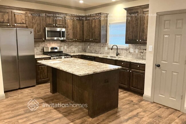 Photo - 405 E Aimee St