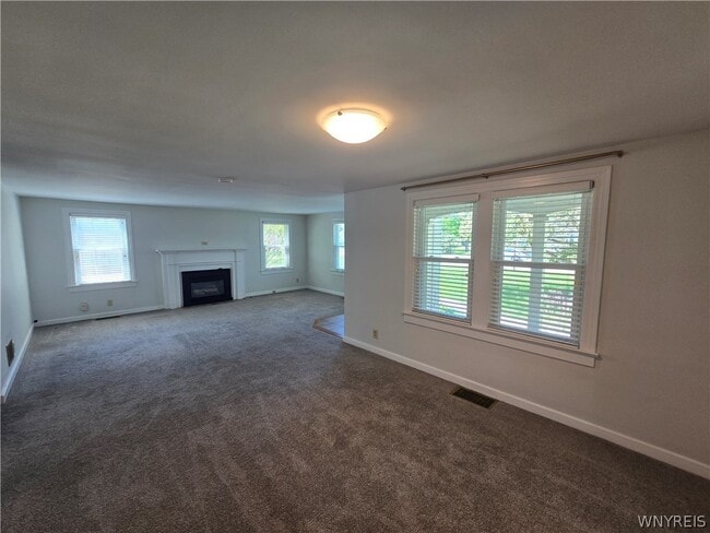 Photo - 4289 Harris Hill Rd