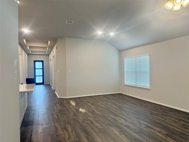 Photo - 6123 Severson Lake Ct