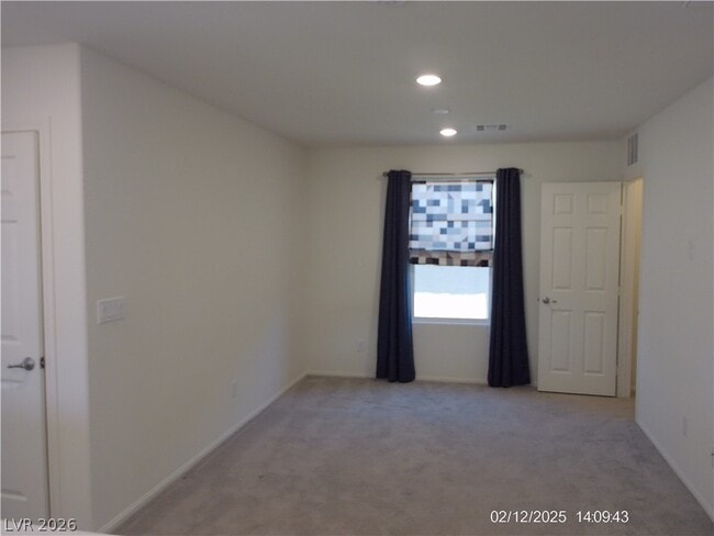 Building Photo - 9092 Jade Vine Ave