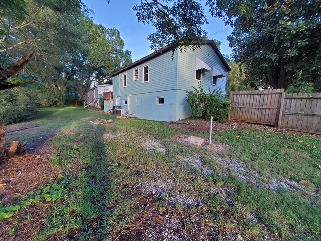 Photo - 385 2nd Ave