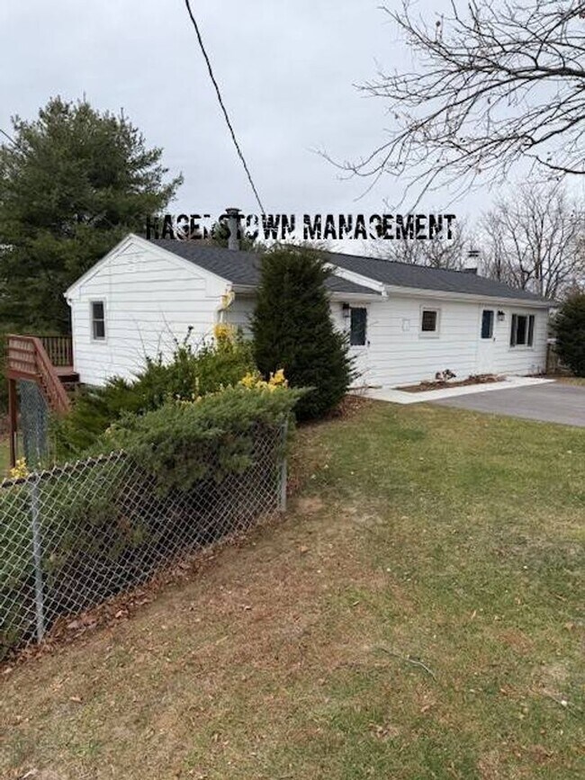 Photo - Charming Single Level Home in Smithsburg