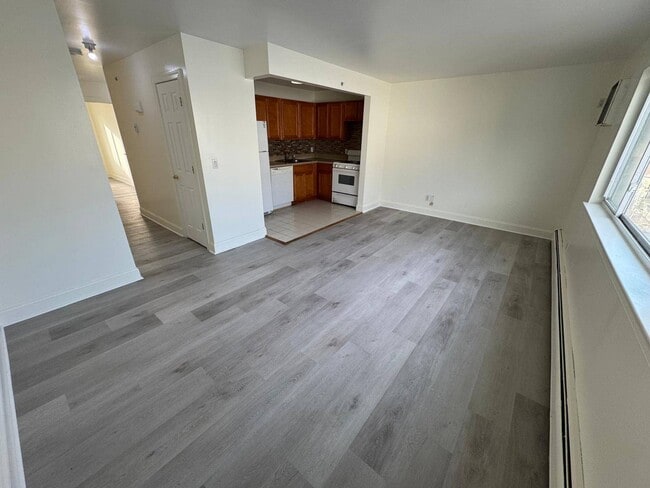 Photo - 103 Cove Ct