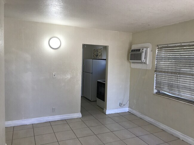 Photo - Large 3-2 house with a back yard