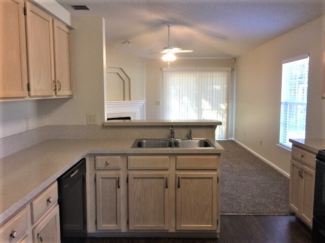 Photo - 1819 Harbor Island Dr