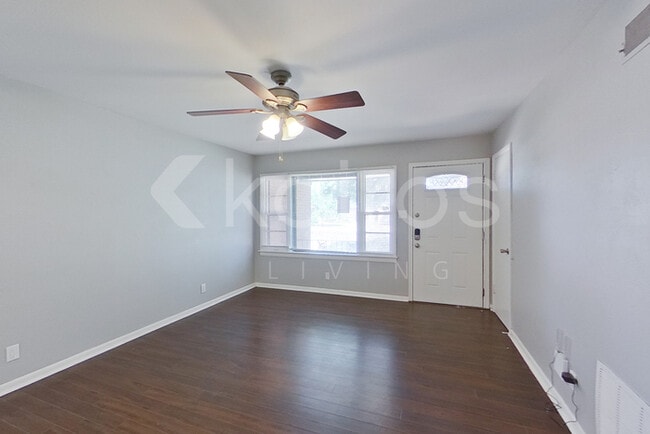 Photo - 5117 SW 16th Ave