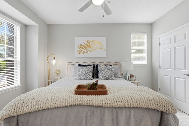 Avana Long Point