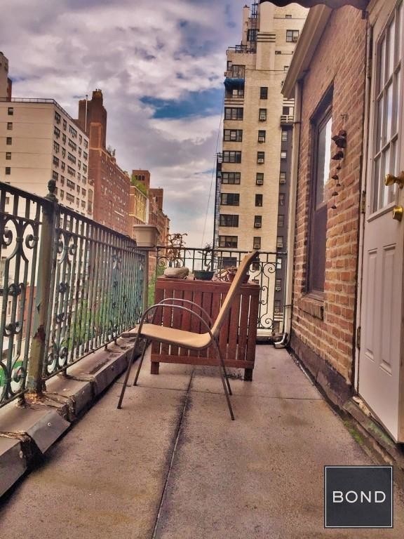 Photo - 356 East 57th Street