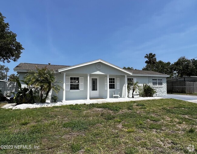Building Photo - 451 Whiting Ln Rental