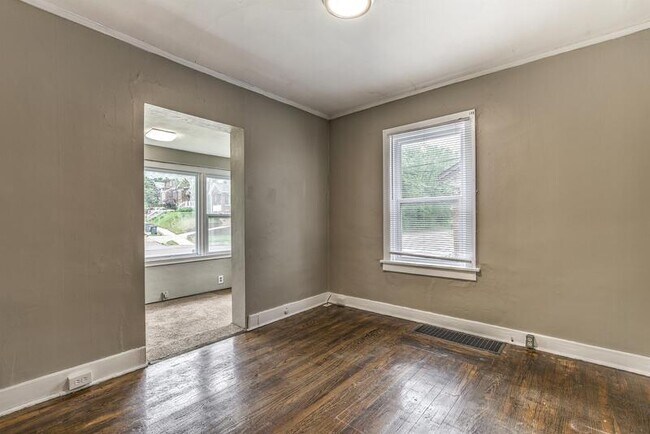 Photo - 2309 S Big Bend Blvd