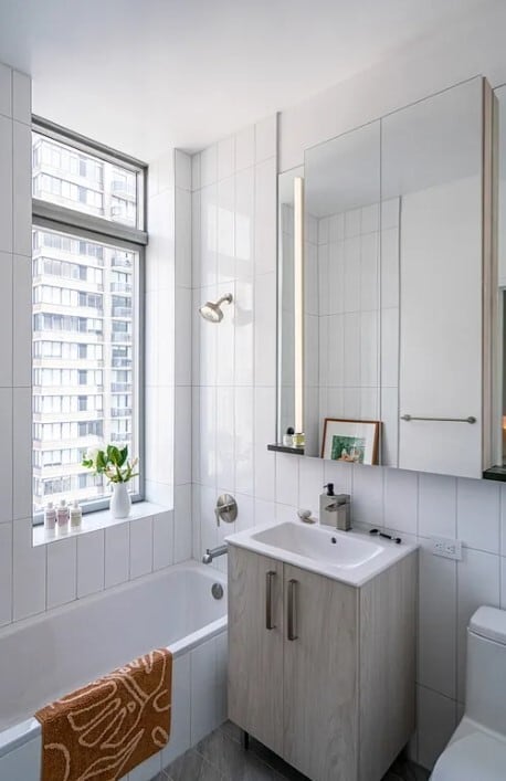 Photo - 299 W 47th St Unit 44A
