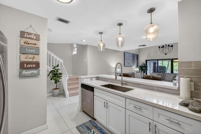 Photo - 2320 Treasure Isle Dr