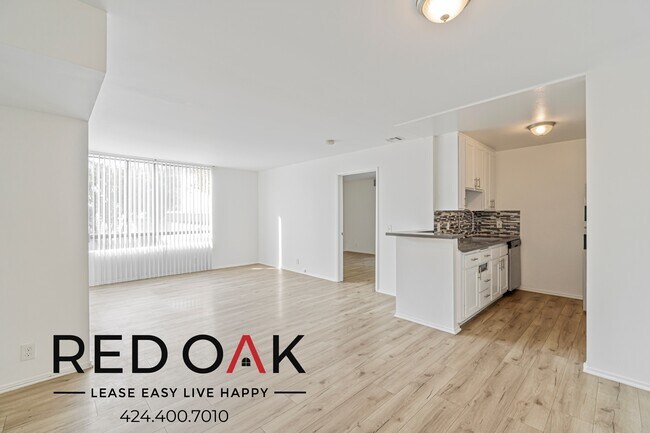 Photo - ~1 Month FREE~ Beautiful Three Bedroom Dre... Unidad 101