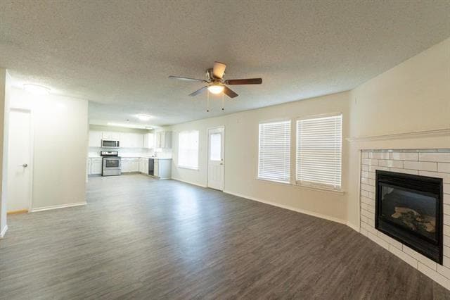 Photo - 701 Austin Ln