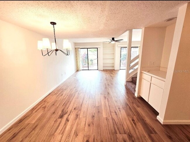 Photo - 127 Heron Bay Cir