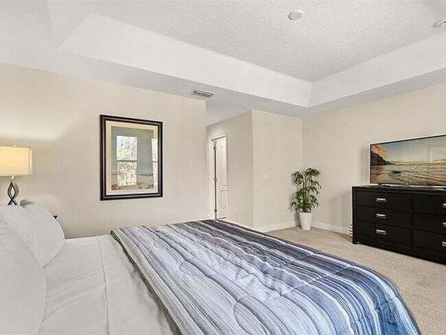 8203 Roseville Blvd Unit SI ID1595816P