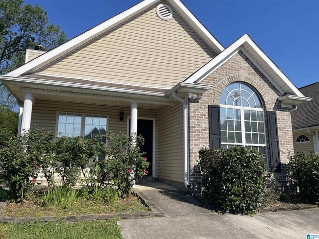 Building Photo - 196 Hidden Creek Pkwy