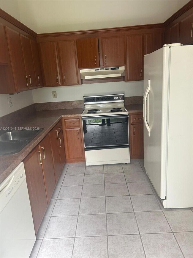 Photo - 5901 Chester Ln