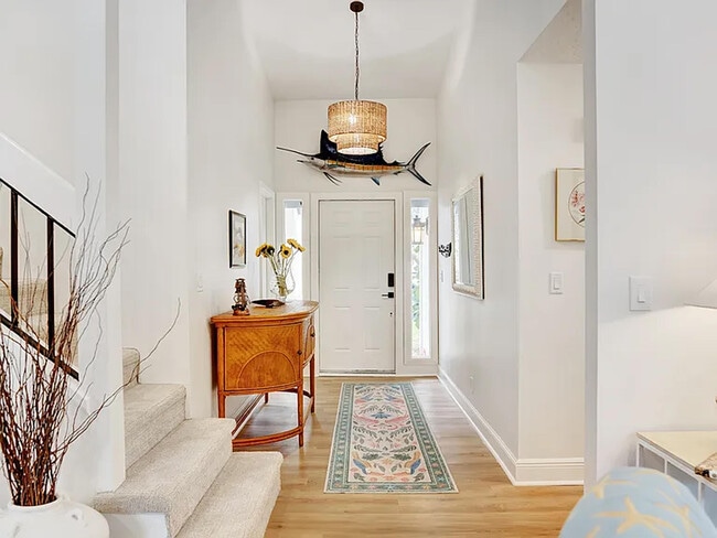 Photo - 1113 Rainwood Cir