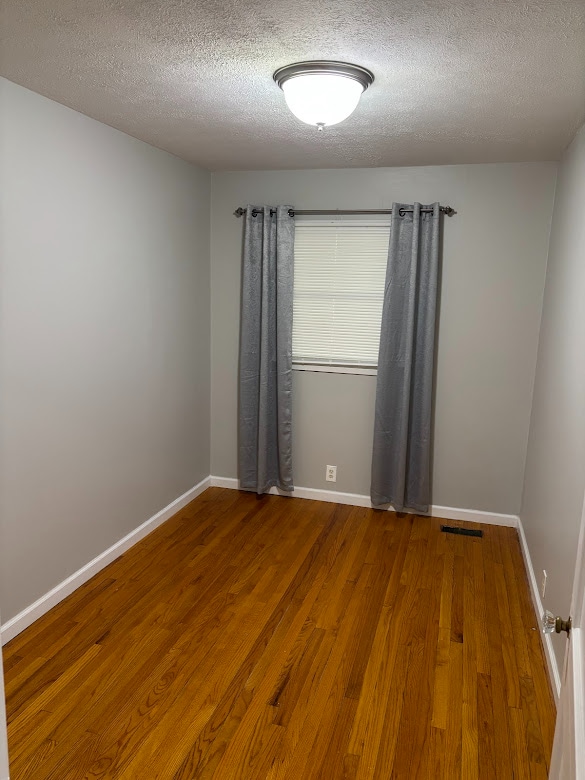 Photo - 1520 Kilbourn St