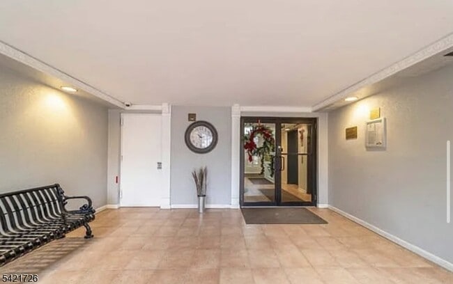 Photo - 310 Lookout Ave Unit 304