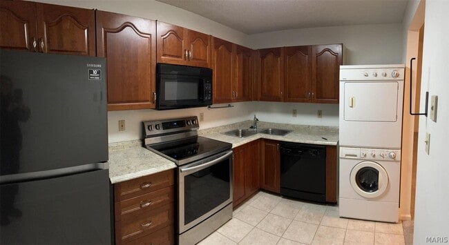 Photo - 1690 E Swan Cir