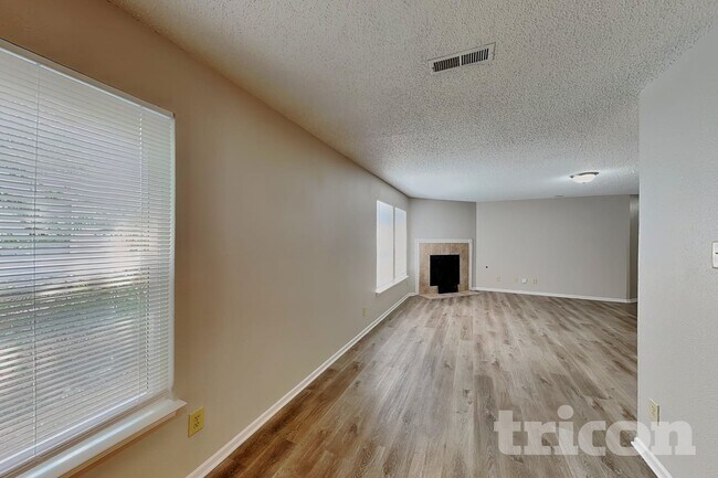 Photo - 3251 Capsella Ln