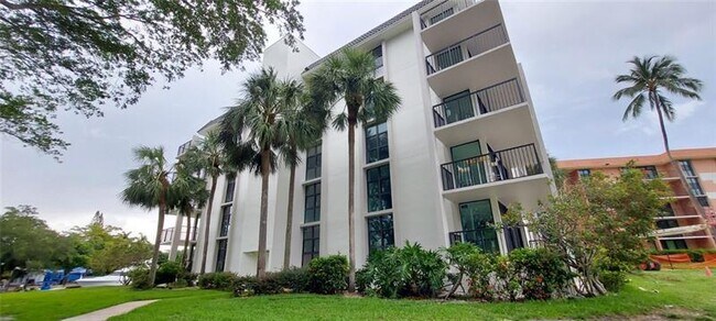Photo - 1350 River Reach Dr Condo Unit 303