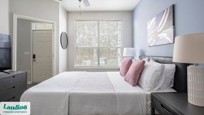 261 Veterans Pkwy Unit 207