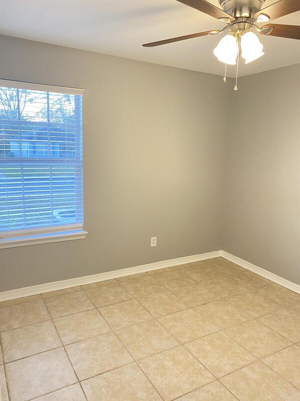 Photo - 1780 Dawes Rd