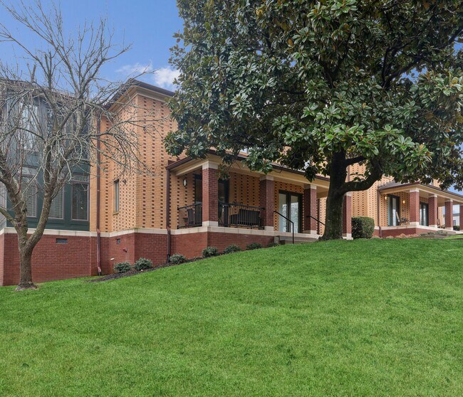 Photo - Midtown Square