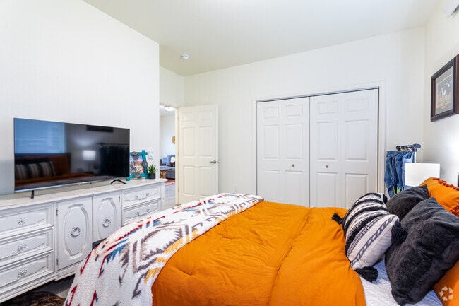 1BR, 1BA - 662SF - March Madness Patio Home Apartments