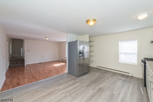 Photo - 84 Mill St Unit b