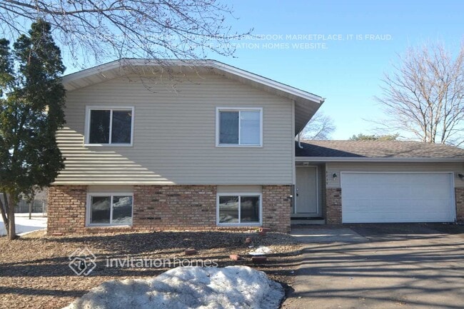 Building Photo - 8239 Hampshire Ct N Rental