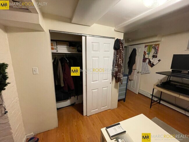 Photo - 124 Academy Hill Rd