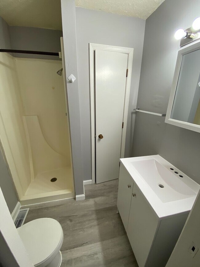 Photo - 1317 Sylvan St Unit 1